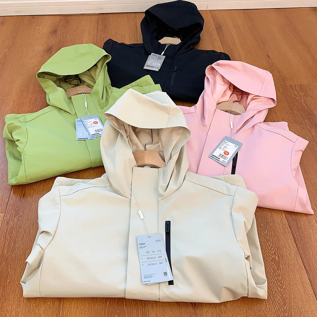 

Куртка-трансформер 3-в-1 из водонепроницаемой и ветрозащитной ткани Seng Technique Duling Brand, полиэстер, весенний сезон