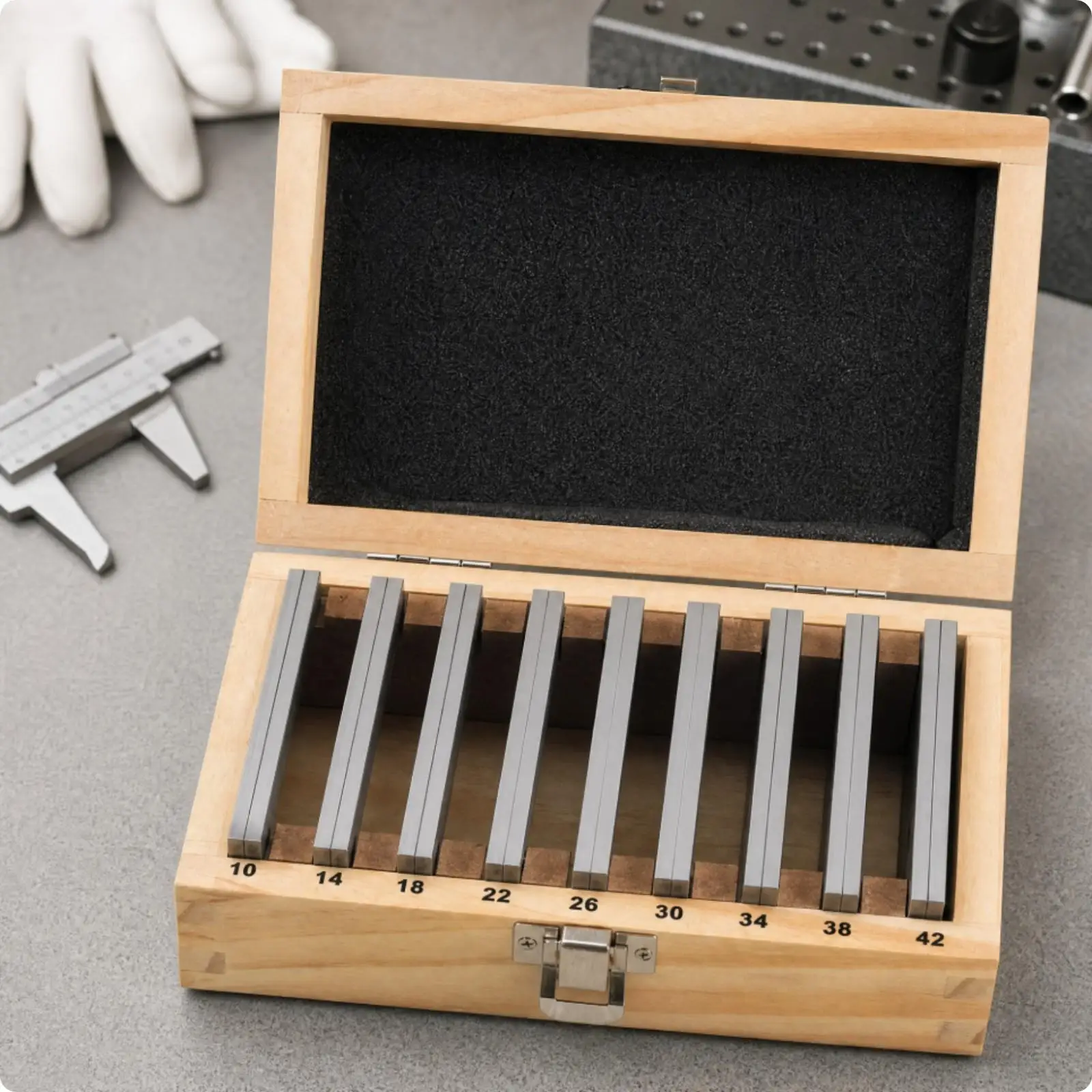 18 Pieces Parallel Leveling Block | Equal-Height Construction, Clear Marked Identification, Parallel Block with Wooden Storage