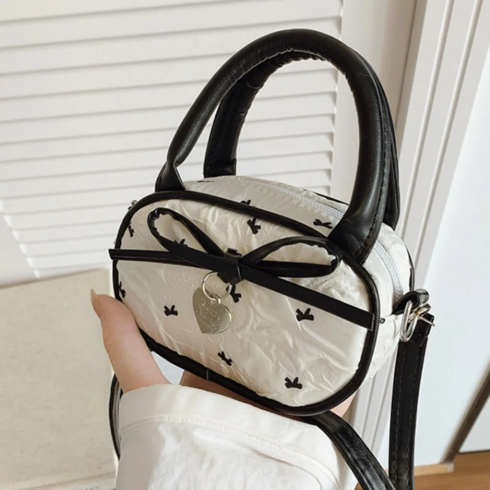 

Y2K Bow Polka Dot Crossbody Bag Love Pendant Street Style Mini Top-Handle Bag Large Capacity Shopping Bag Vintage Handbag