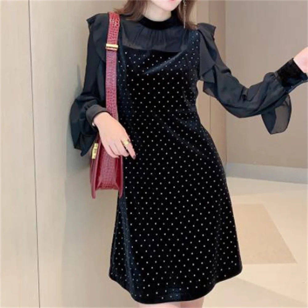 

Women's Fashion Lotus Leaf Sleeves Diamond Hepburn Dress Black Velvet