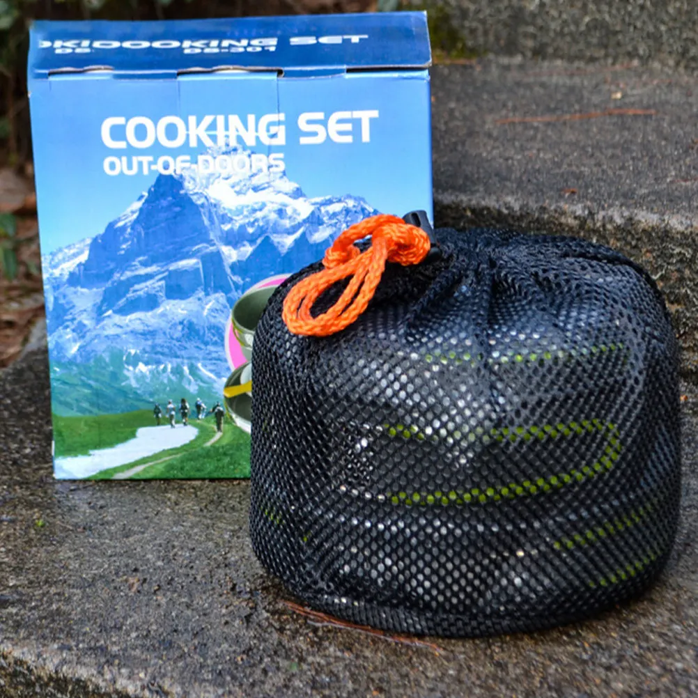 

Набор легкой портативной посуды для кемпинга и активного отдыха на природе, на 2-3 человека: кастрюля, сковорода, ложка, миска, компактный.