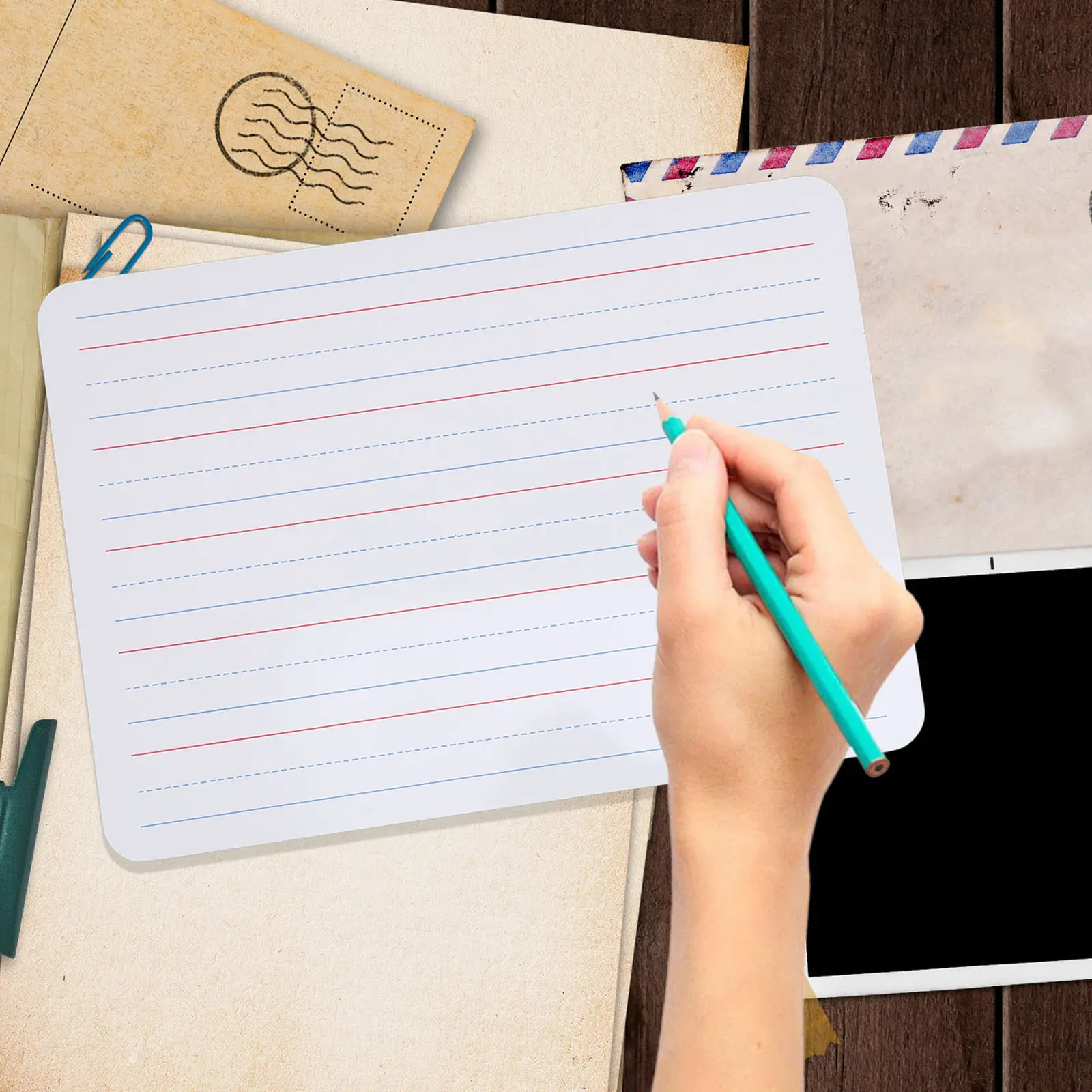 2-tableaux-blancs-double-face-effacables-a-sec-vierges-et-quadrilles-parfaits-pour-la-pratique-de-l'ecriture-en-classe-ou-a-la-maison