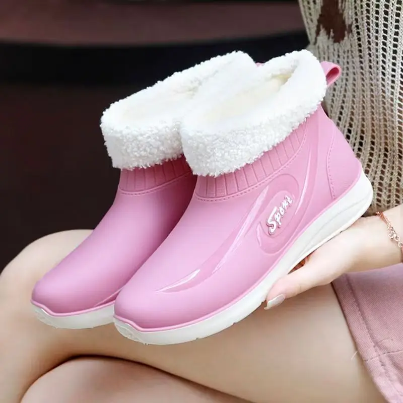 

Woman New Flat Sole Ankle Rain Boots Injection Molding Soft Sole Non Slip Waterproof Detachable Cotton Cover Kitchen Work Shoes