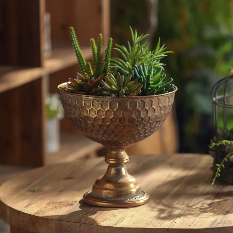 European wrought iron gold flower pot wholesale retro flower ware wedding decoration dried flower ware