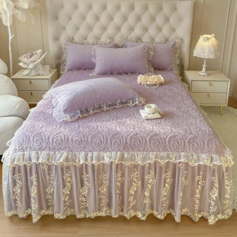 2025 new high gram weight thickened milk fleece cut flower padded cotton bed skirt three-piece set soft and comfortable