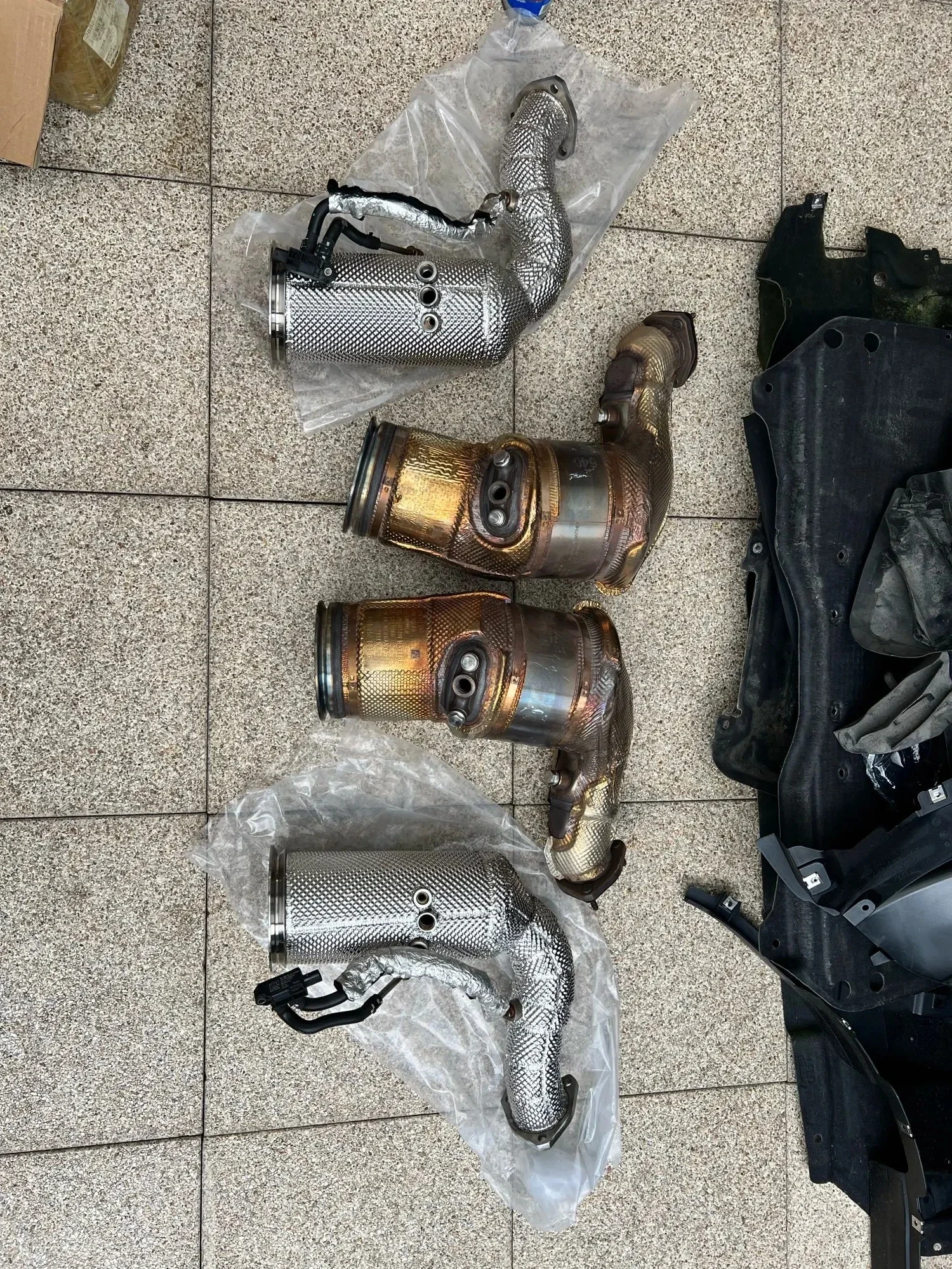 ACE Auspuffrohr Sport-Downpipe für Audi SQ7 SQ8 RSQ8 URUS 4.0T Mit Katalysator Hochleistungssysteme Verlustfreie Installation – Detail 9