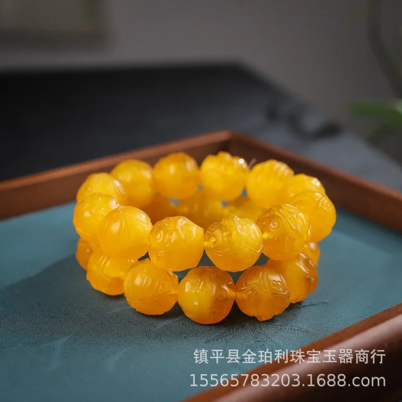 Amber beeswax Pixiu three-dimensional carving pendant accessory