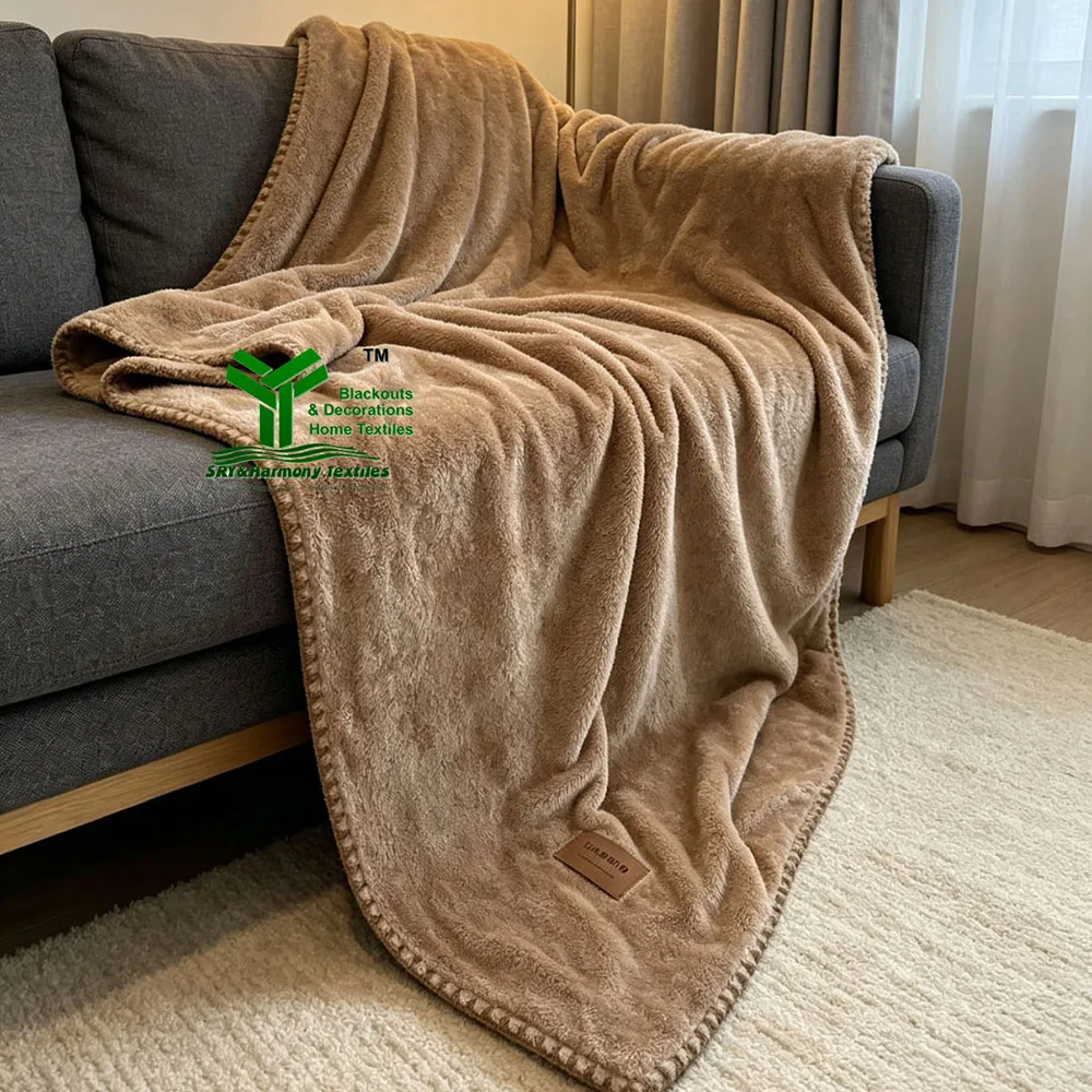 2026 New Arrival Customized Thin Quilted Solid 100% Polyester Eco-Friendly Light Luxury Modern Fleece Throw Blanket for Autumn
