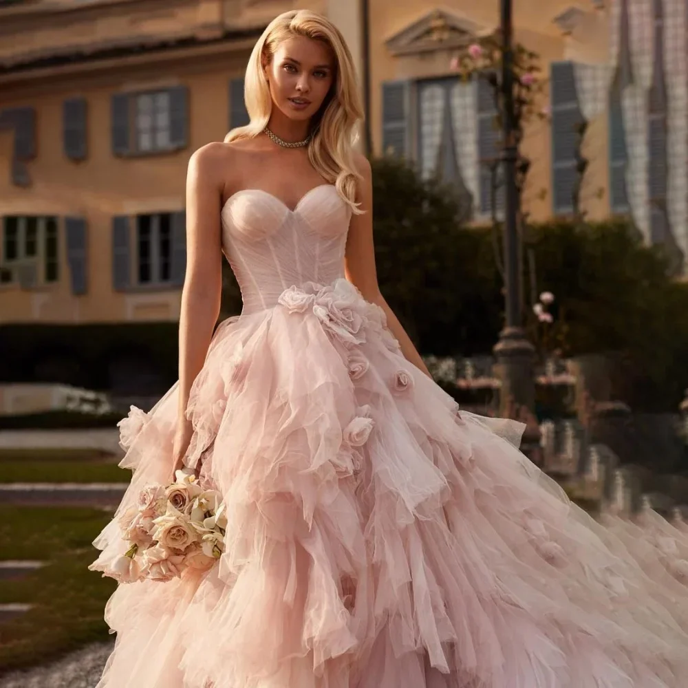 カスタマイズされた魅力的なフラワーステッカーウェディングドレス恋人ノースリーブブライダルドレスジッパータンクトップ付き