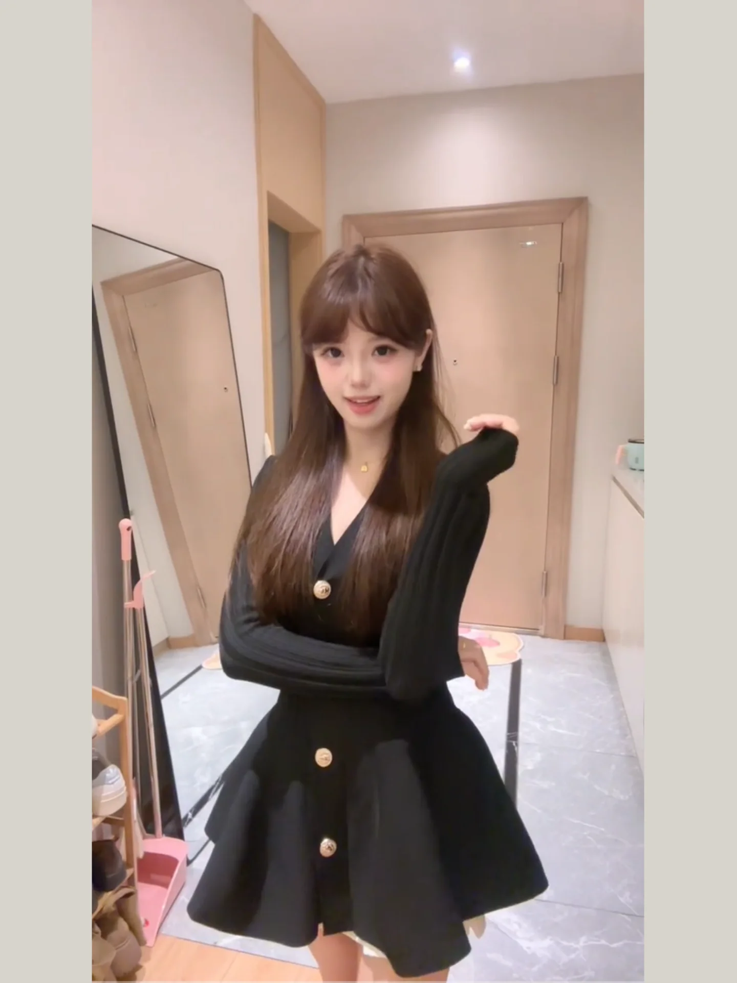 

Metal Button Waist-Cinching ort Dr Korean Sle Long Sve A-Line Skirt for Women Autumn Season Stand Fit Daily Wear