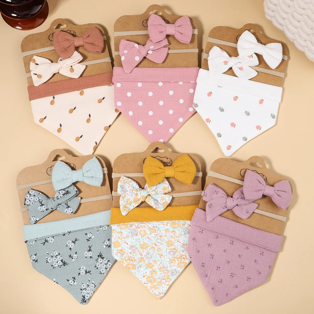 

3Pcs/Set Muslin Cotton Baby Bib Newborn Bows Headband Triangle Print Saliva Towel Infant Boy Girl Feeding Burp Cloth Shower Gift