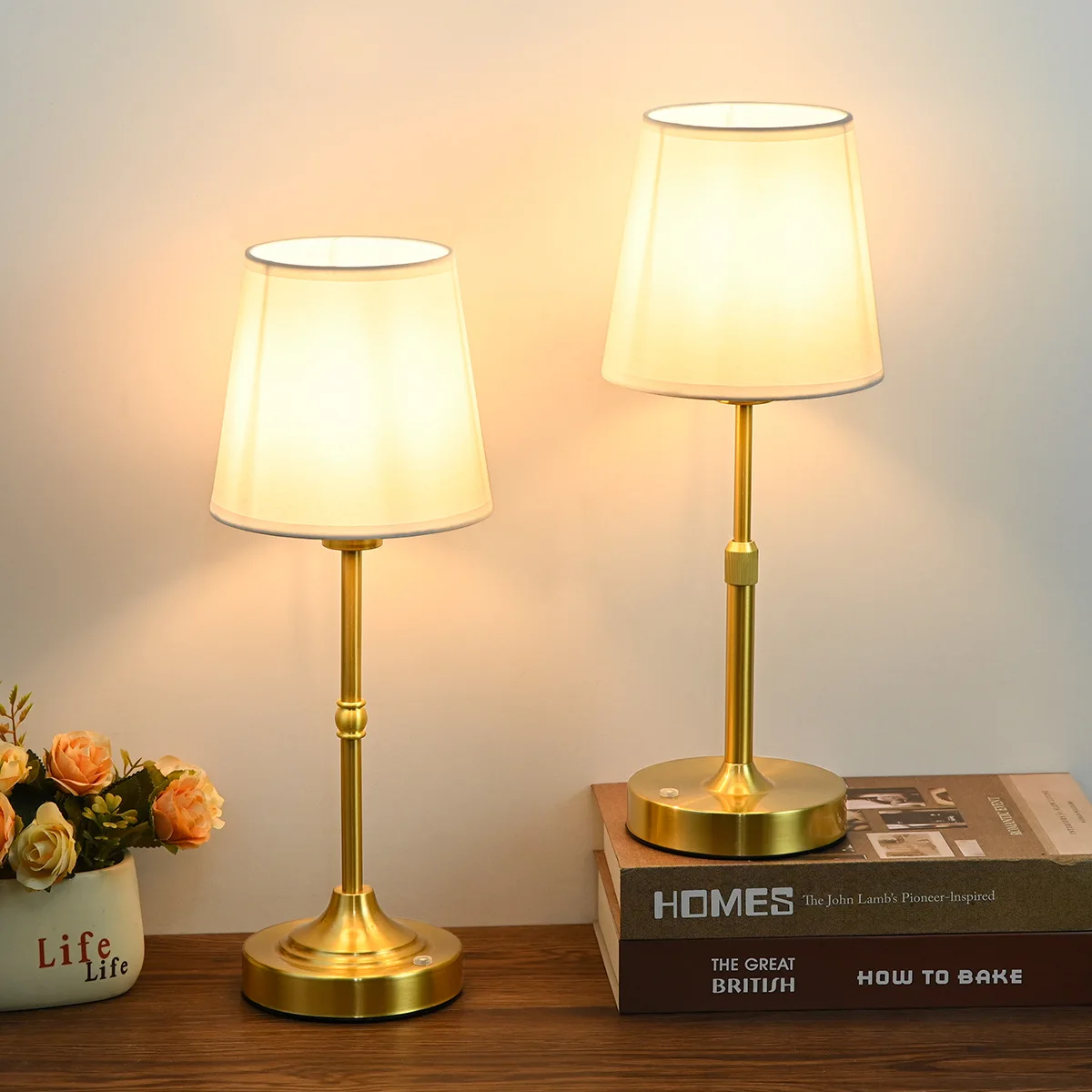 

Portable Wireless Touch Atmosphere Lighting Retro Fabric Table Lamp for Outdoor Restaurant Decoration Bedroom Bedside Table
