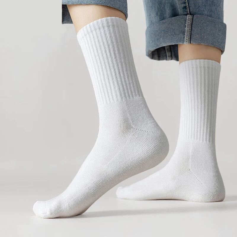 10 Pairs Middle Tube Socks For Men Solid Colour In White and Black Streetwear Harajuku Fashion Breathable and Casual Socks