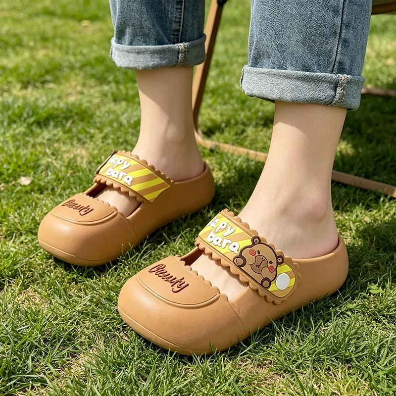 Cute Capybara Lightweight Clogs Sandals Child Summer 2026 Waterproof EVA Mules Slippers Soft Thick Bottom Parent-child Shoes