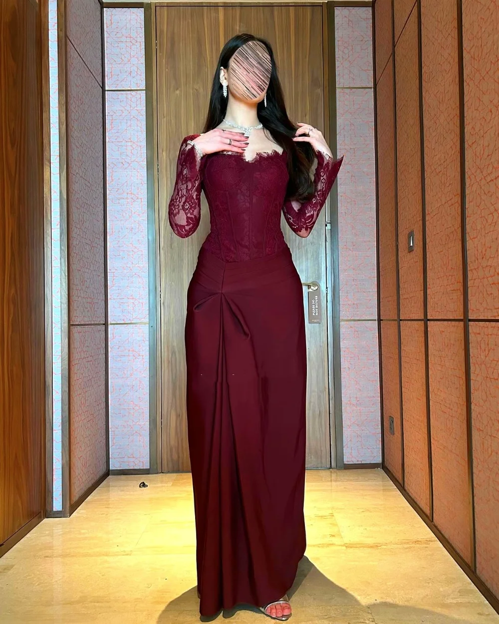 

Customized Matching Chinese Style Jersey Pleat Lace Straight Square Neck Long Dresses Bespoke Occasion Dresses Exquisite Retro