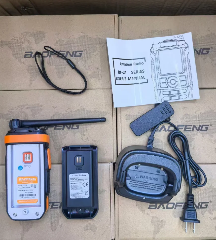 Baofeng UV-21PRO walkie-talkie ikat satu tombol, pengisian daya langsung tipe-c, tur mengemudi sendiri tiga band