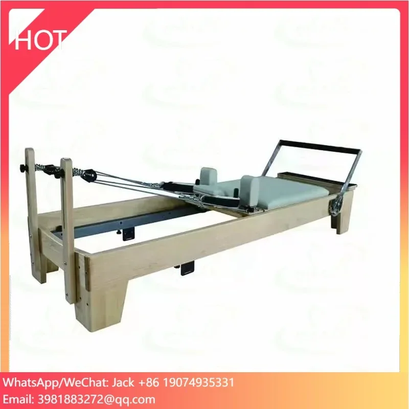 

Lady exercise yoga Studio Balance Exercise Machine Wooden Equipment Maple Pilates Reformer