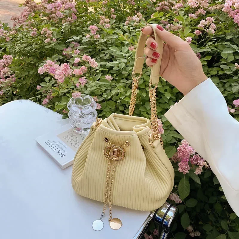 Luxury Handbags Fashion 2021 Fashion Women Leather Messenger Shoulder For Daily Designer Female Crossbody Bag Bucket Chain Bag