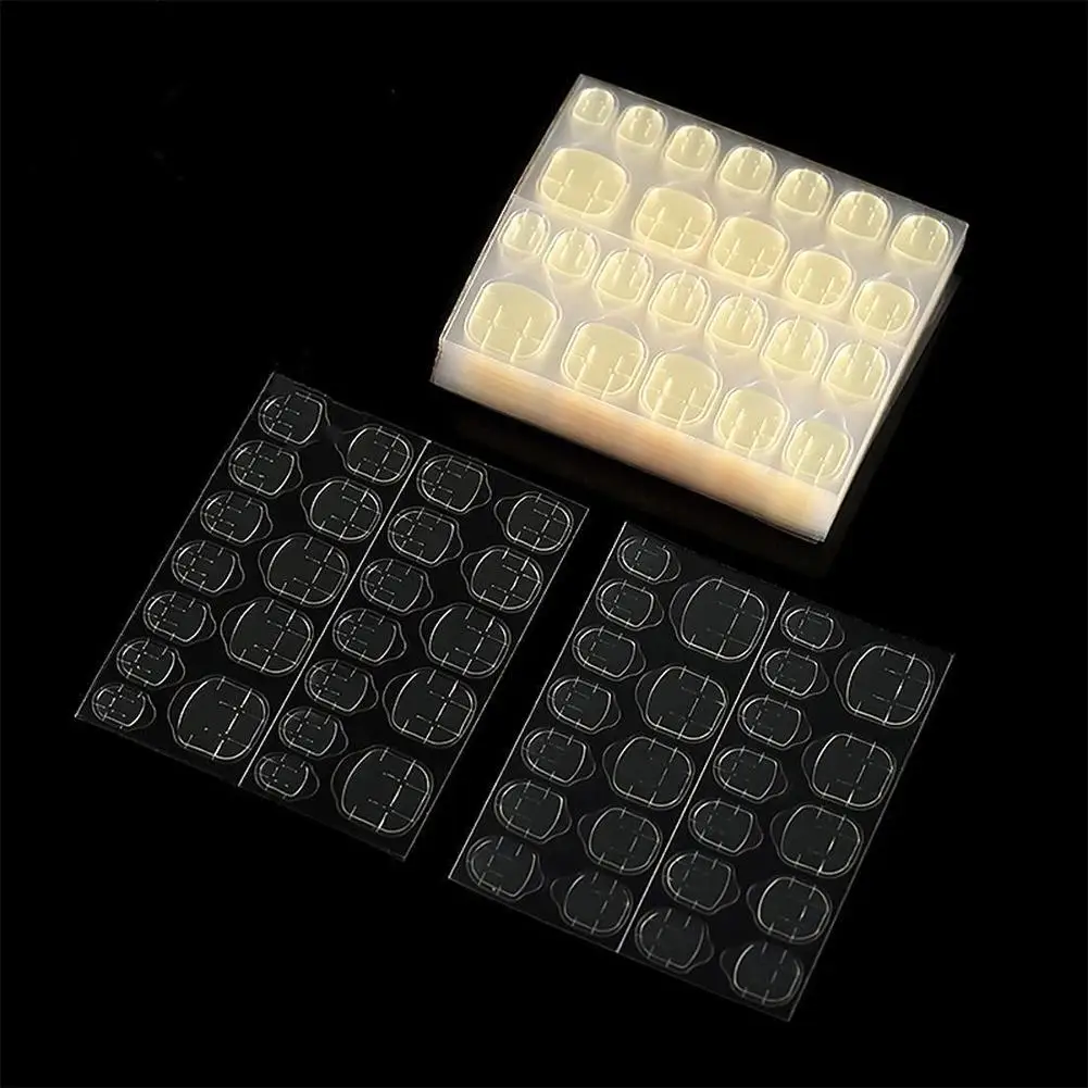 両面ネイルグルーステッカー接着タブ偽爪用超粘着性防水通気性ネイルジェリーグルーアクセサリー