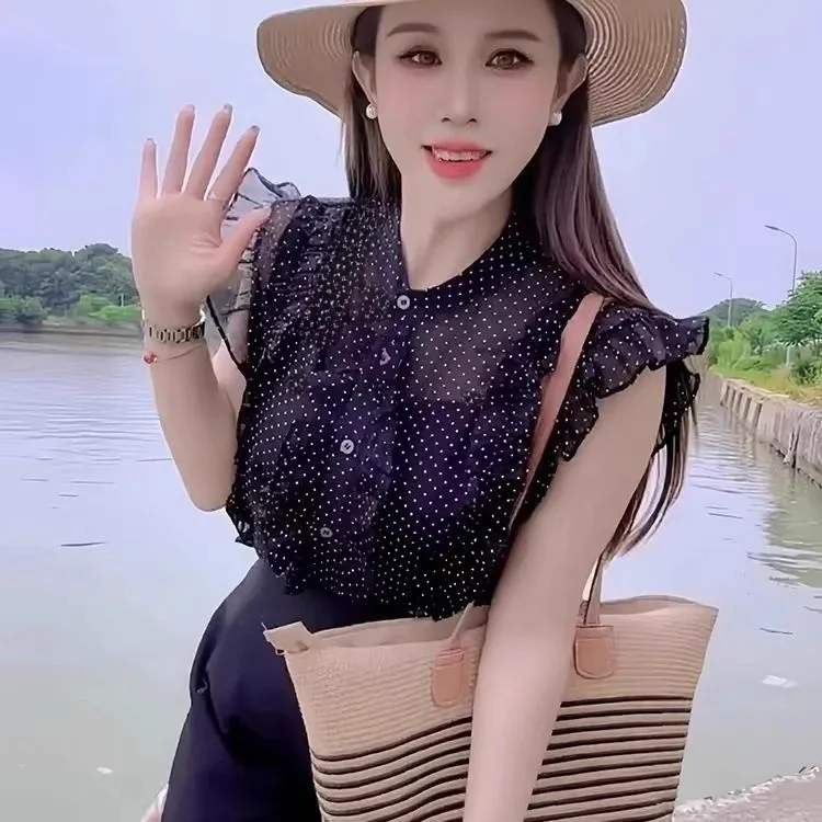 Summer New Sle Polka Dot Chiffon irt Women's Svel Beautiful Faionable Small Top Korean Sle round Ne Blouse