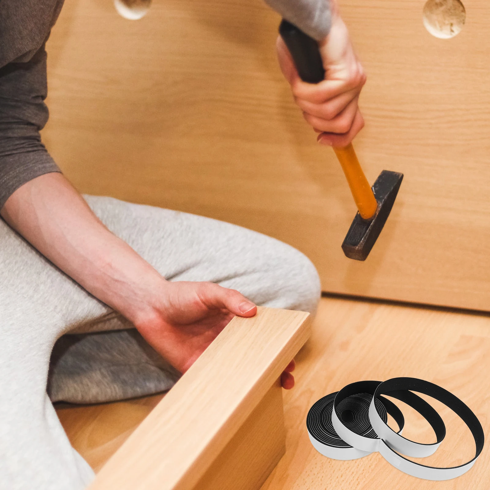 

2 Rolls Anti-sound Strip Furniture Tape Sealing Strips Insulation Nonskid Soundproofing Home Car Apartments Studios Shockproof