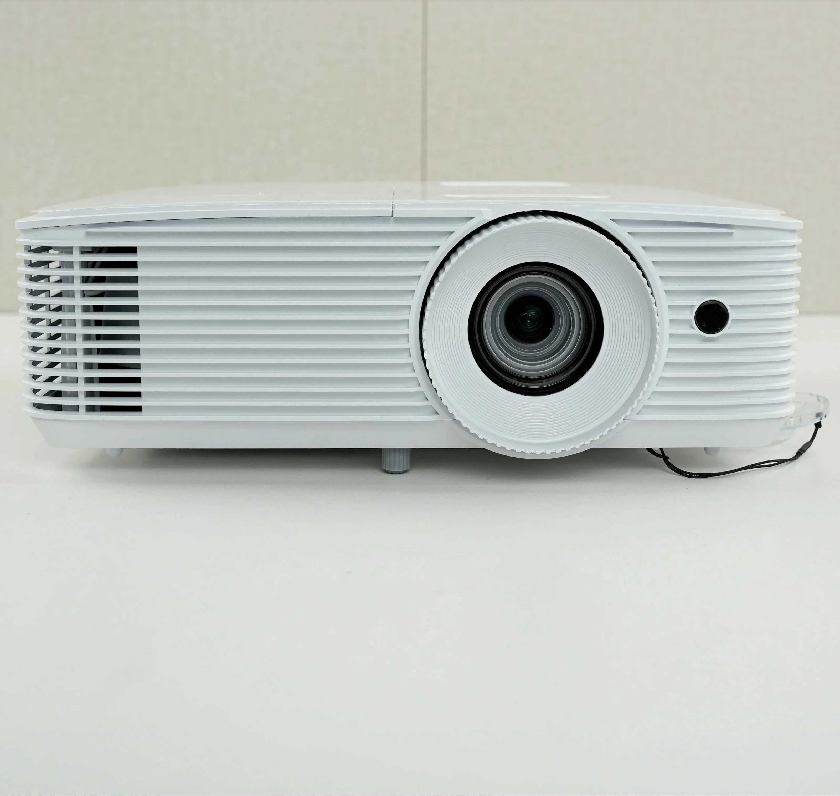 Optoma EH401 HD Smart Projector With 1080P Home Cinema La.ser Lamps USB Connection Home Theater