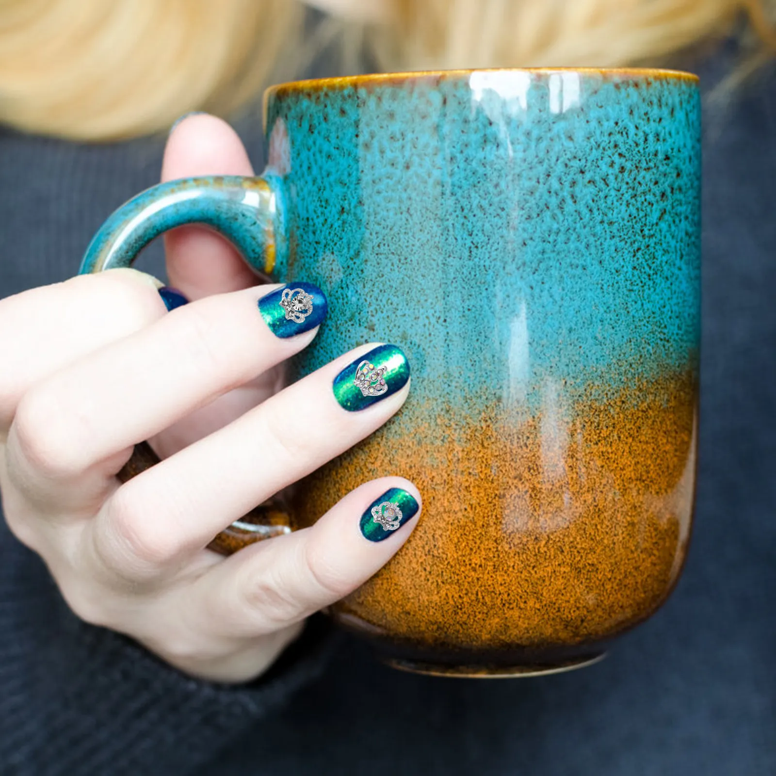 

50 шт. металлических 3D-украшений для ногтей в виде корон, стразы для маникюра, аксессуары для DIY-дизайна ногтей