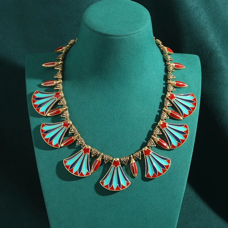 

Vintage Enamel Blue Necklace Hanging Red Fan Woman Brand Antique Gold Plated Jewelry Summer Beach Party Elegant High Accessories