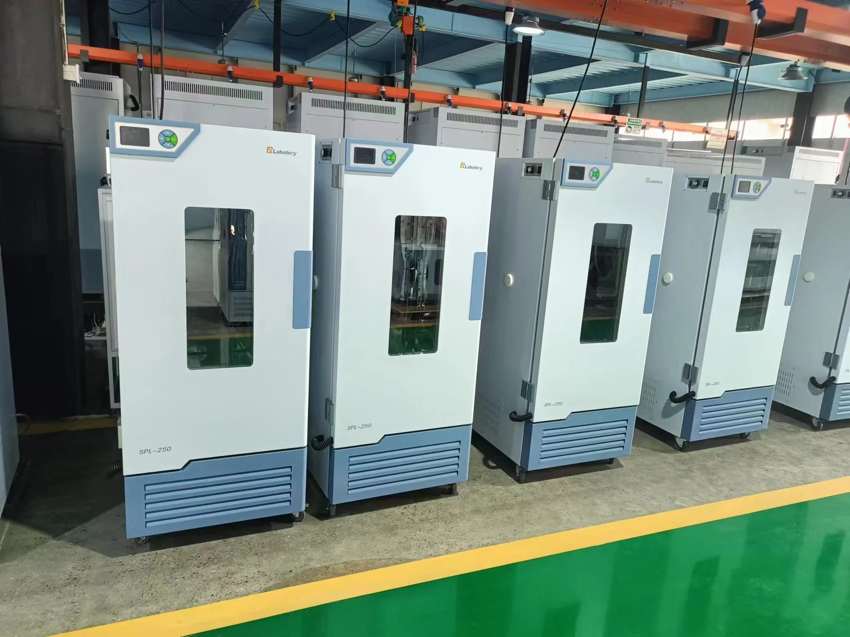 Laboratory Digital Low Temperature Artificial Climate Chamber Constant Temperature and Humidity Incubator