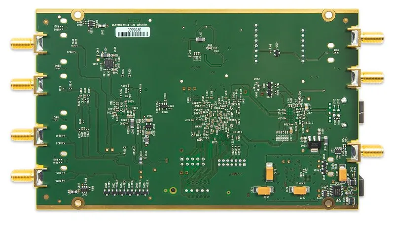 Ettus USRP Placa de Rádio Cognitiva Apenas, B210, 2x2, 70MHz-6GHz, SDR