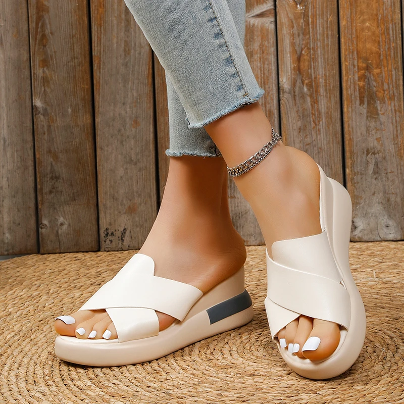 Sandal Wedge ukuran Plus wanita, sandal selempang hak tinggi modis musim panas