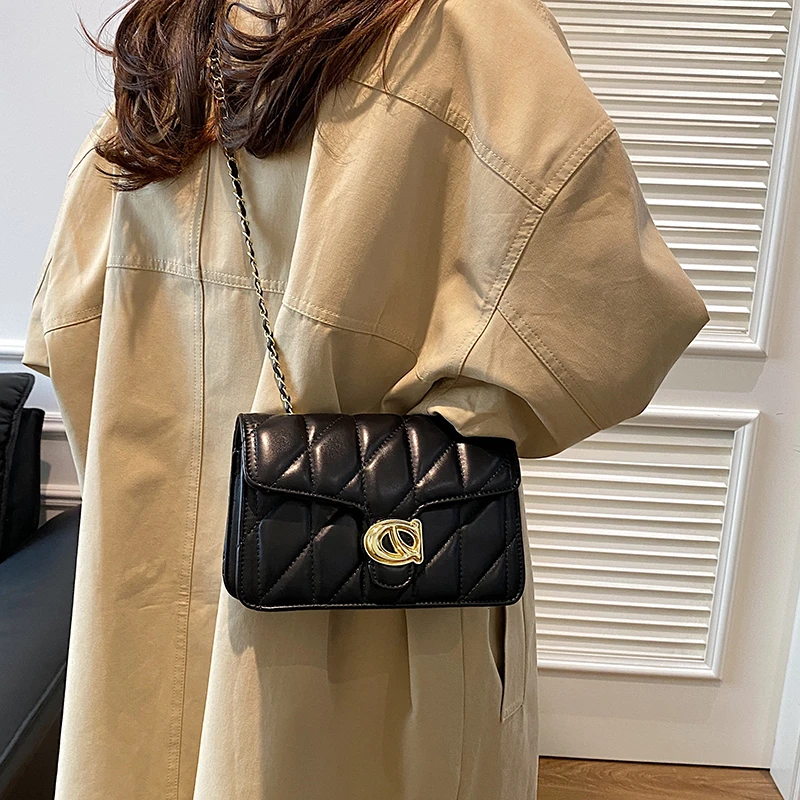 

Avantgarde Asymmetrical Crossbody Bag With Kinetic Floating Flap And Silent Magnetic Closure For Urban Exploration Exuding