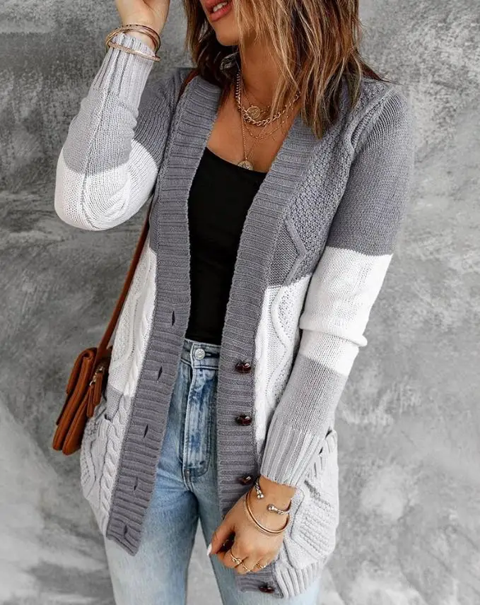 Damski uniwersalny kardigan z dzianiny z detalami w bloki kolorów i wzorem warkoczowym, wygodna odzież wierzchnia. ﻿