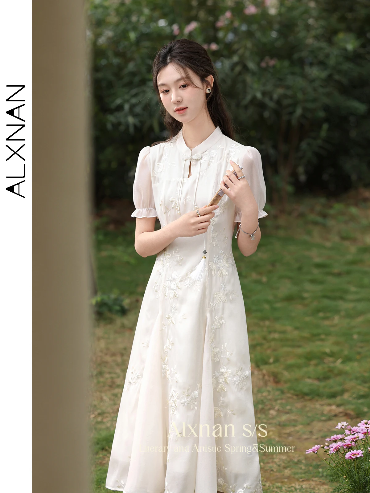 

ALXNAN Puff Short Sleeve Midi Pleated Dress Women 2024 Summer New Chinese Style Embroidery Gentle Female Elegant Dresses L35007