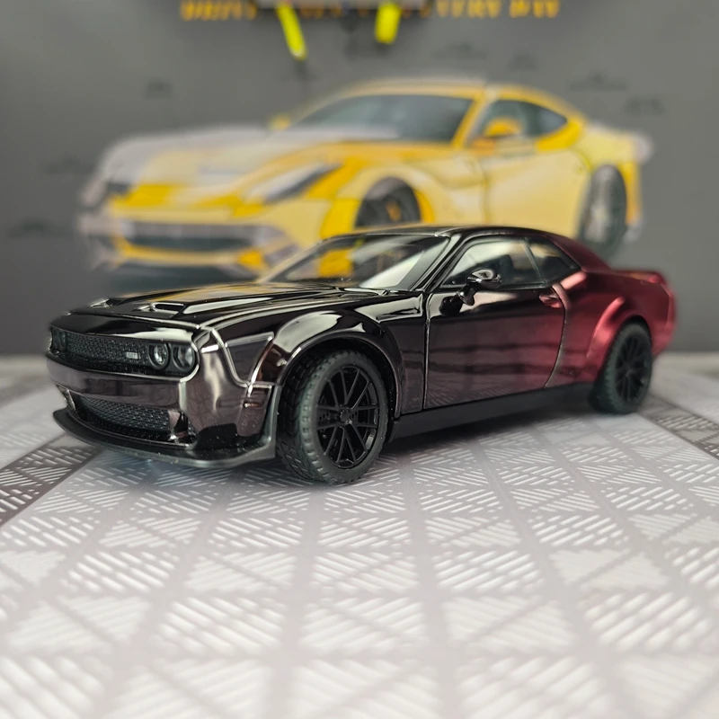 

1:32 Simulated Dodge Hellcat electroplated alloy car model ornament, doors and engine hood, trunk can be opened