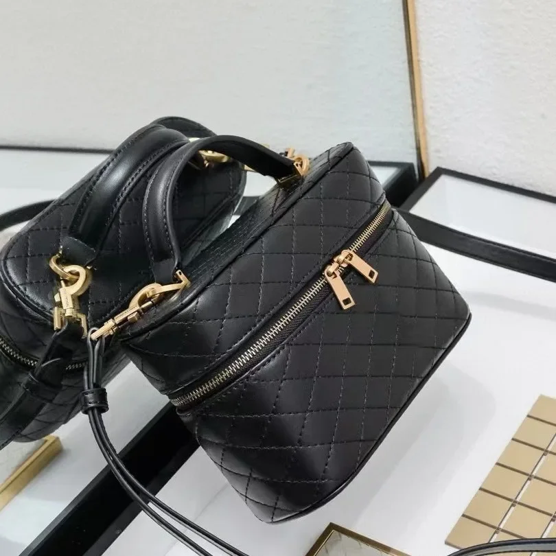 2025 Nieuwe lederen doos tas cosmetische lunch dames meisje schoudertassen crossbody dames kleine vierkante tas