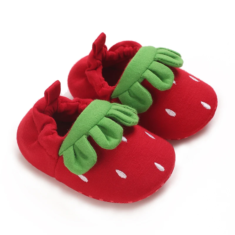 Cotton Cute Strawberry Winter Baby Booties Girl Boots Cotton Soft-Sole Non-Slip Warm Toddler First Walkers Infant Crib Shoes