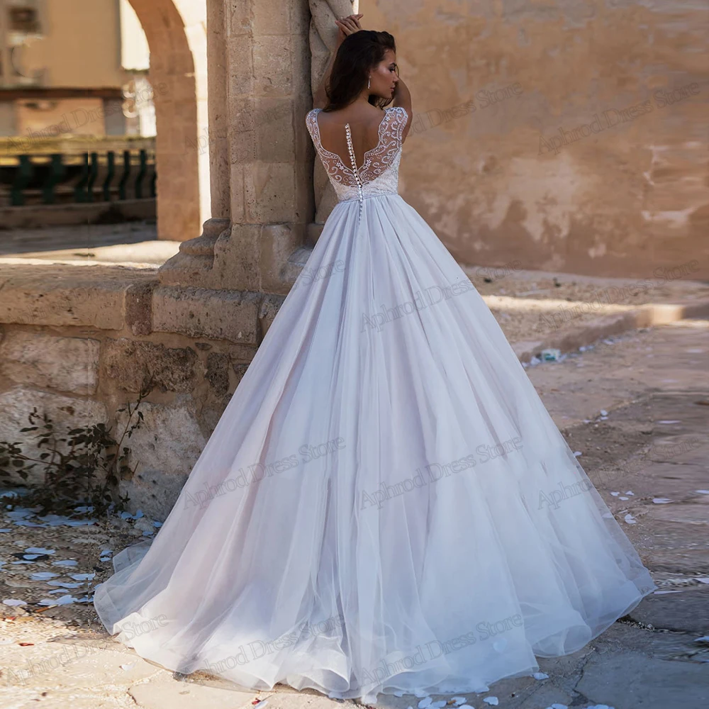 Vintage Wedding Dresses Elegant A-Line Bridal Gowns Lace Appliques Cap Sleeves Tulle Tiered Robes Pretty Vestidos De Novia 2024