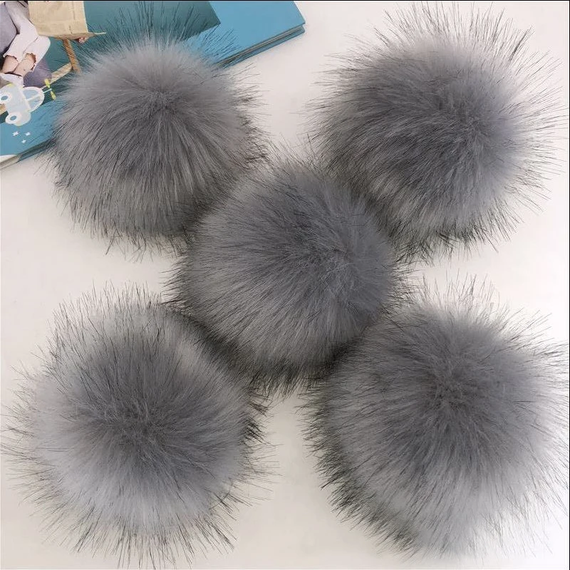 Super Big 12cm Colorful White Faux Fox Pompoms Luxury Fur Balls For Knitted Hat Cap Winter Beanies Real Fur Pom Poms Bulk