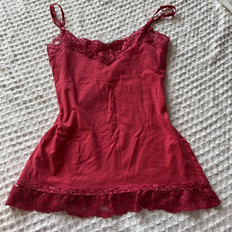 قميص بدون أكمام Y2k من الدانتيل الأحمر فريد من نوعه هاراجوكو بلون سادة ملابس الشارع كاميس روك قوطي رائع بدون أكمام كلينفيت ​   الهيب هوب المحاصيل الأعلى