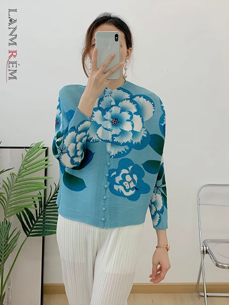 LANMREM Pleated Flower Print Short Shirt Women Long Sleeve O-neck Single Breasted Loose Female New Clothing 2024 Summer 2I700