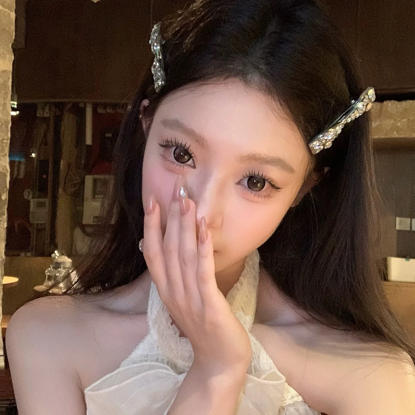 Elegant Rhinestone Butterfly Knot Hair Clip - Luxury Duckbill Side Hair Clip Delicate Hairline Split Card for Stylish Hair Manag