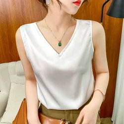 Elegant Temperament Silk Vests Silk Camisole Polyester Silk Sleeveless Women Tops Silky Tops Loose Bottoming Satin Top