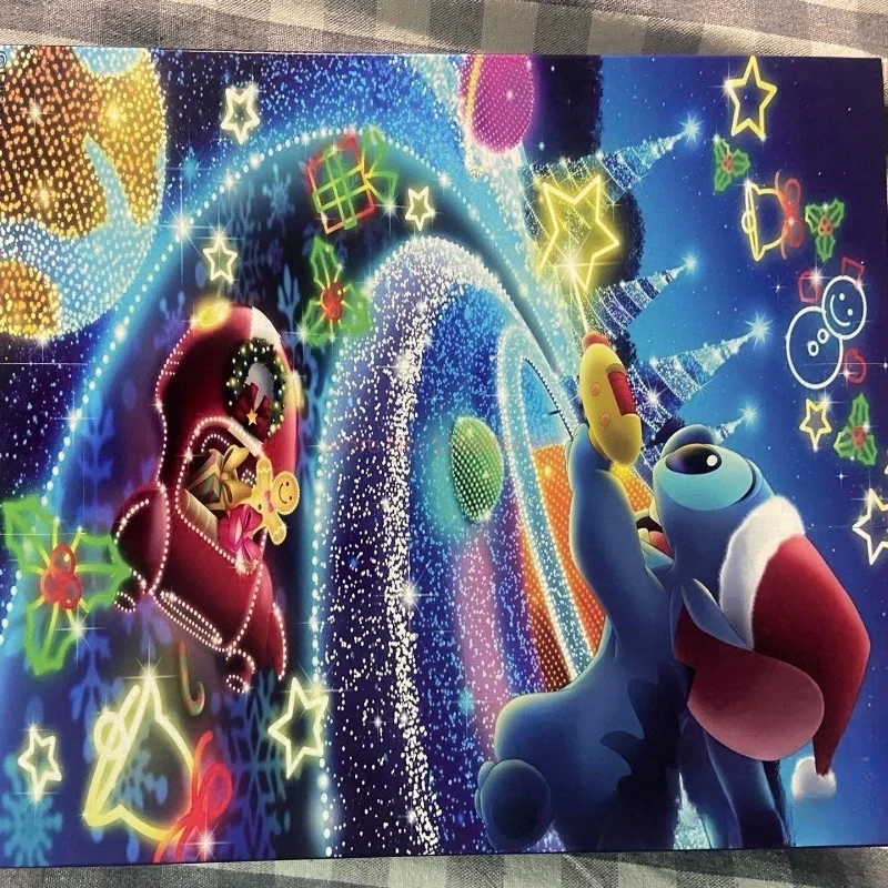 Vendite calde accessori Disney Stitch calendario dell'avvento di natale giocattolo per bambini scatola cieca Lilo & Stitch modello bambola figure Anime regalo di natale