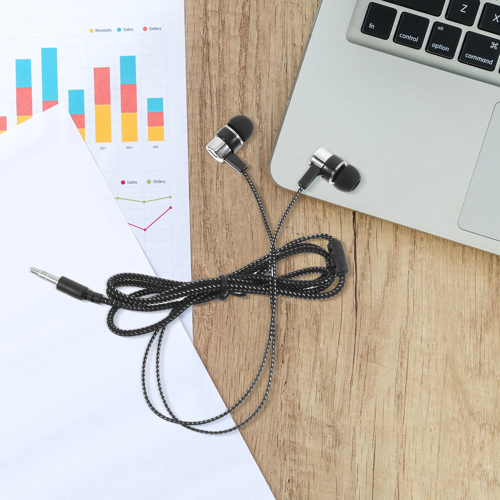 Auriculares Intrauditivos Plateados con Bajos Potentes, Conector de 3.5 mm, Carcasa de Alta Resistencia, Reducción de Ruido, Ideales para Correr, Música y Llamadas