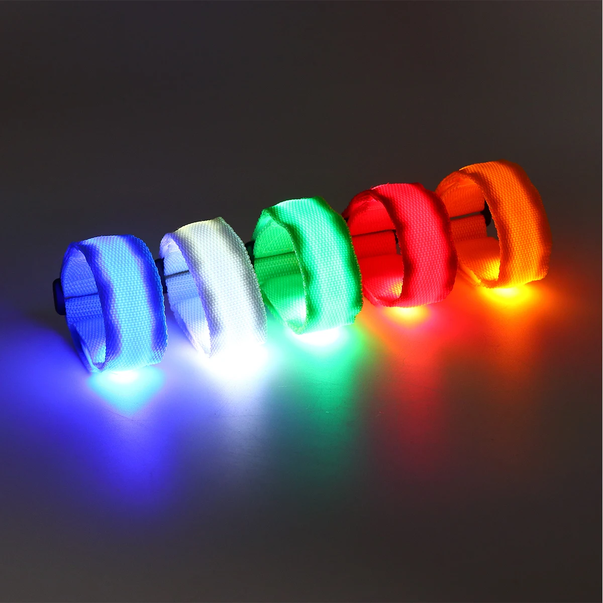 5 قطعة LED معصمه توهج أساور وامض الذراع العصابات الرياضة الأمن دائم عاكسة اللعب في الهواء الطلق