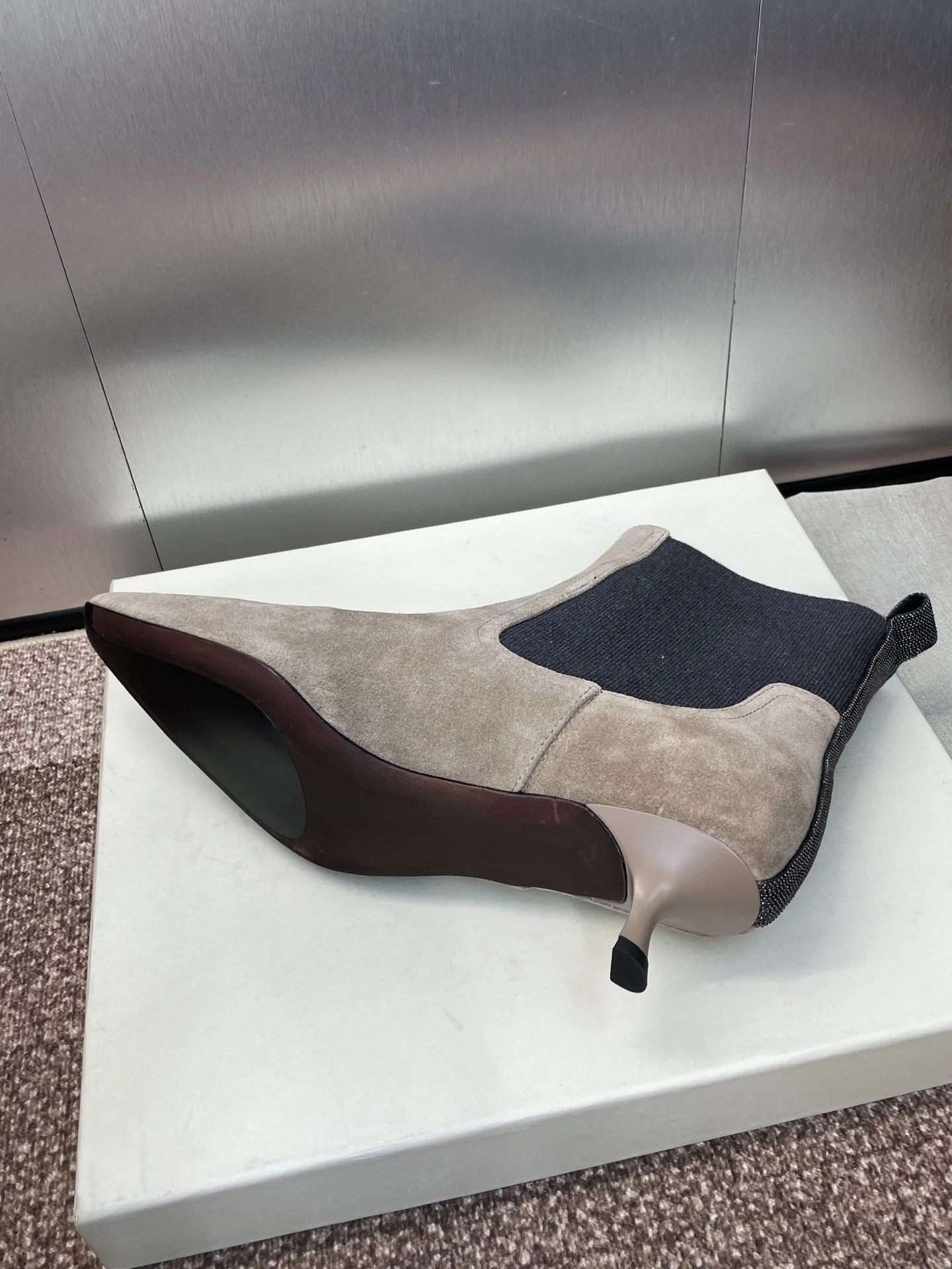 أحذية نسائية قصيرة مرنة جديدة لخريف وشتاء 2025 بكعب منخفض ونقطة حادة وبسيطة ورائعة ومتعددة الاستخدامات #3