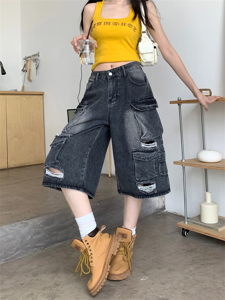 

Women's Multi Pocket Worn Distressed Denim Shorts Cool Girl Wide-leg Calf-length Pant Female Capris Trousers Cropped Jeans