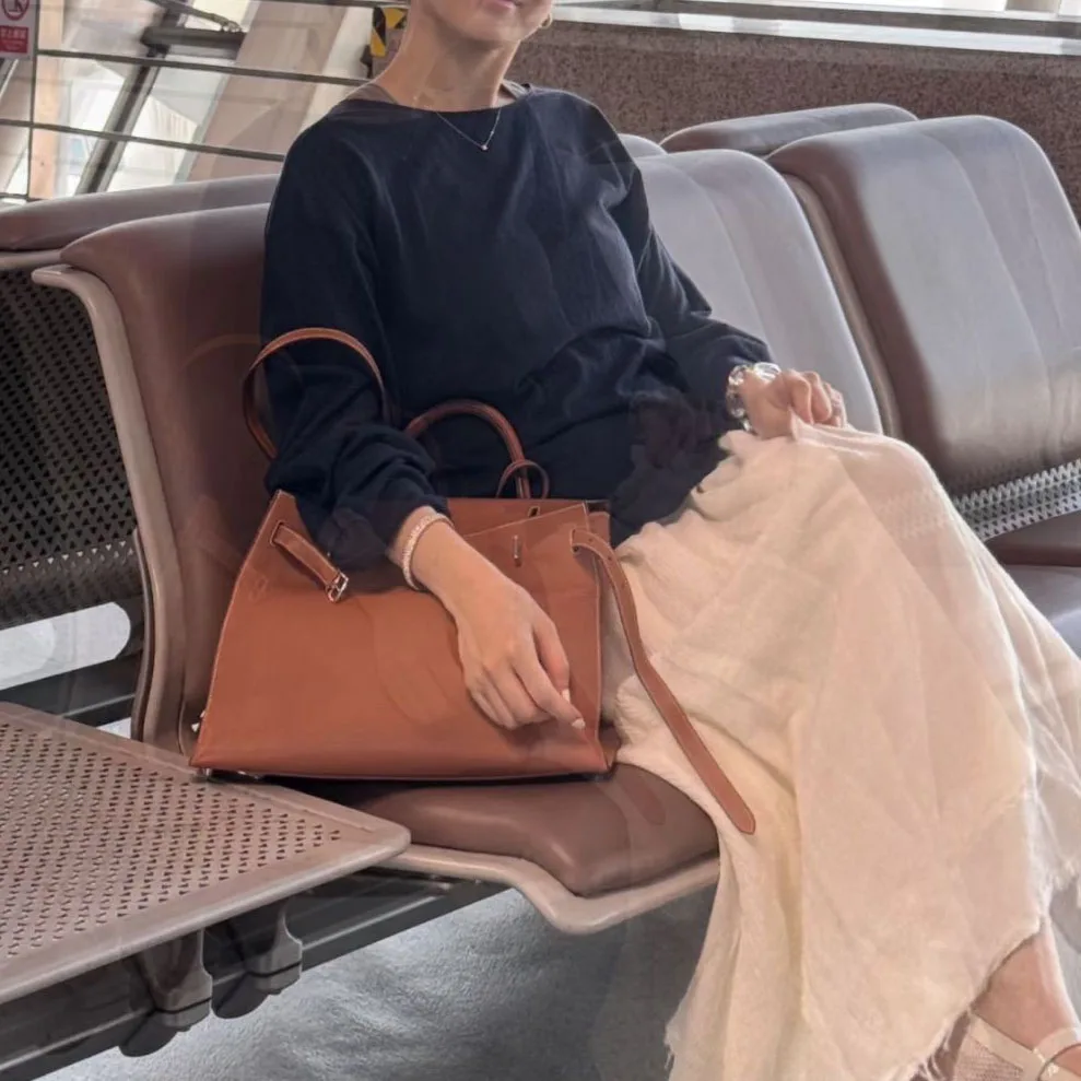 

big bucket handbag women luxury genuine leather bag Large capacity casual tote bag fashion vintage shopping office bag men bag