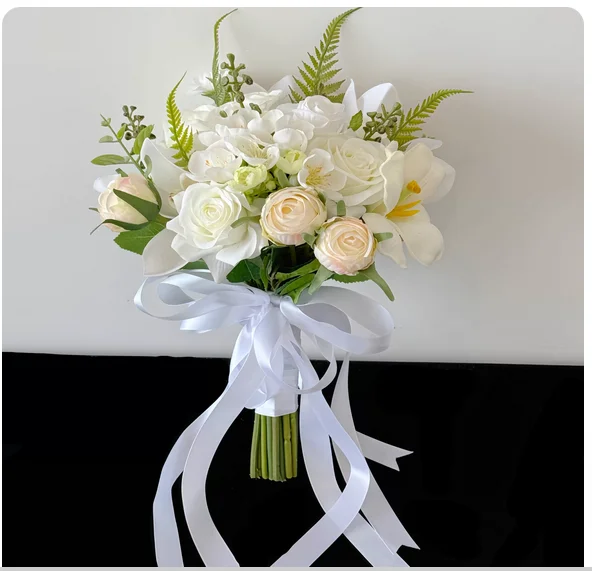 

Новые белые ручные цветы Свадебные букеты Свадебные искусственные цветы Обручальные цветы с лицензией Корейский свадебный реквизит
